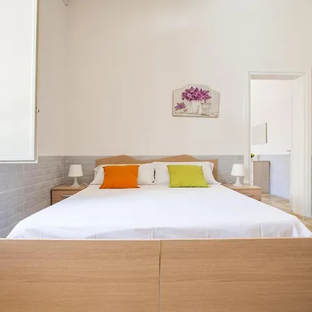 Bellavista Apartment *