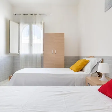 Bellavista Apartment *
